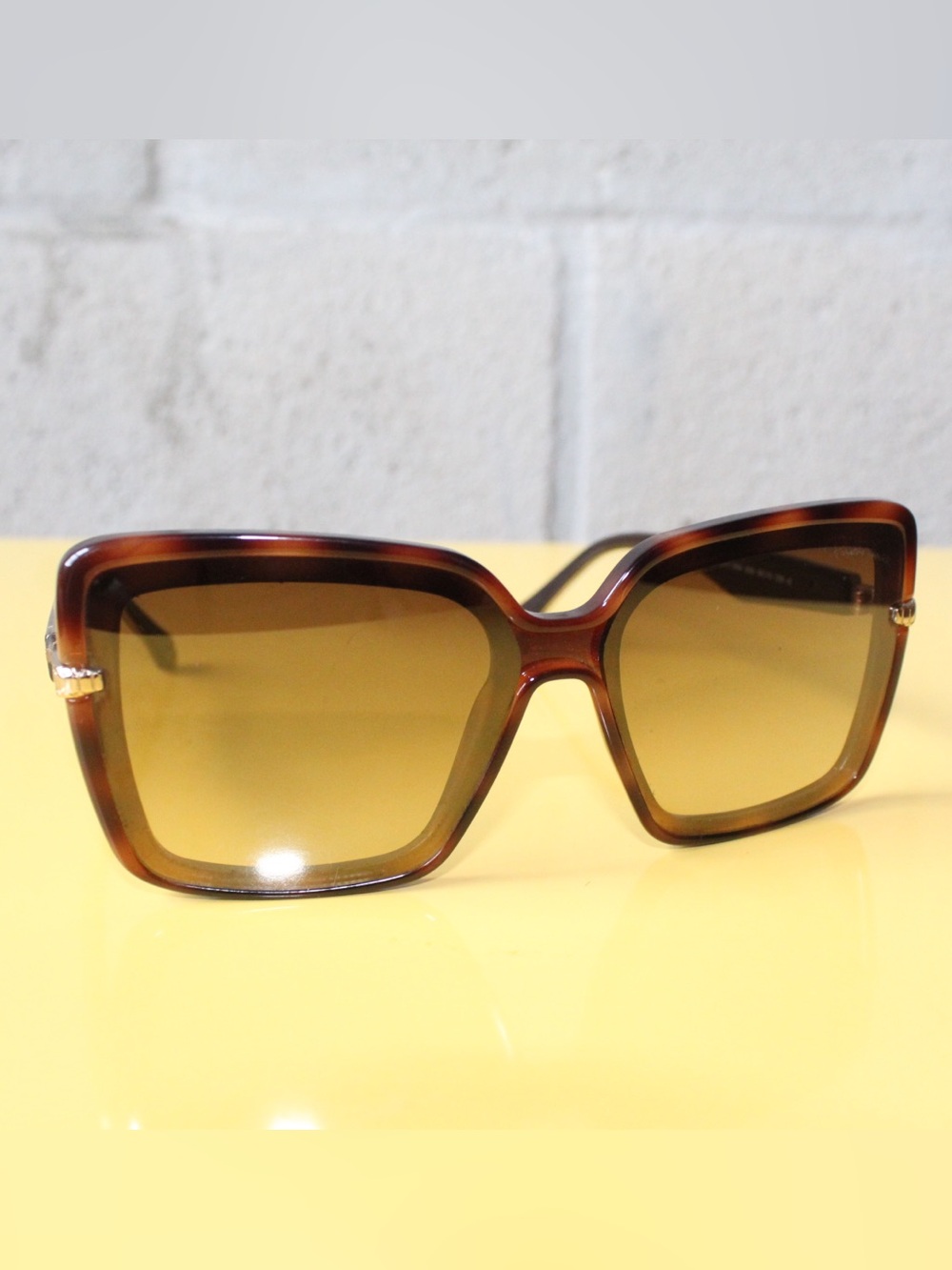 - Roberto Cavalli - Montevarchi 1094 Tortoise Shell Sunglasses